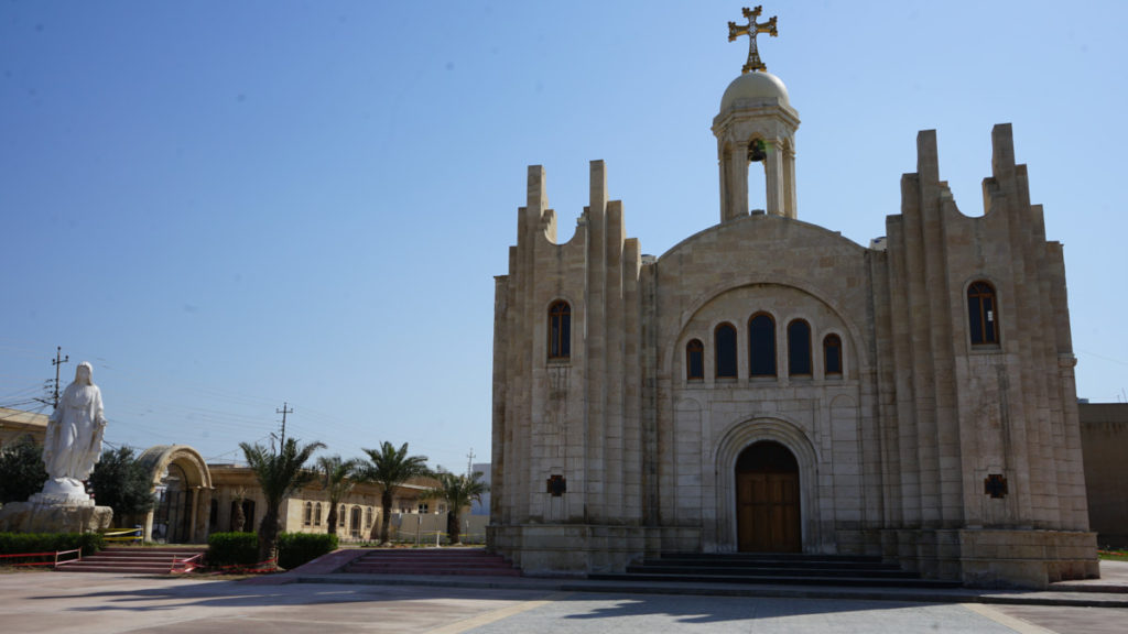 Fachada de la iglesia parroquial de San Giorgio en Bartella, Irak