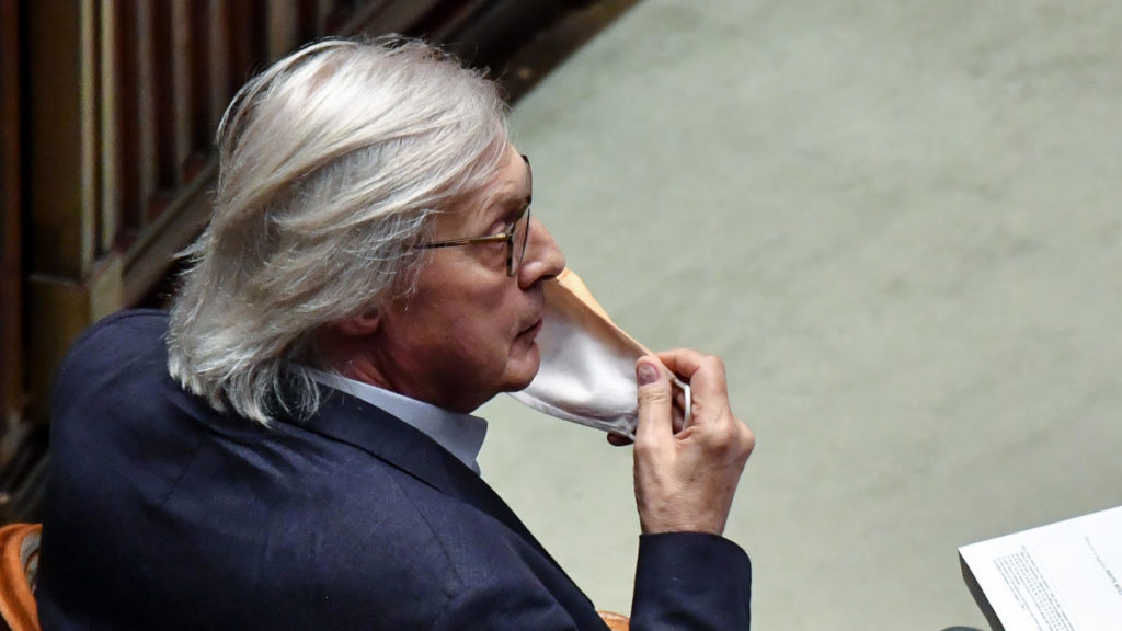 Vittorio Sgarbi Ha Pure Il Cancro Accetta Un Abbraccio Amico Tempi