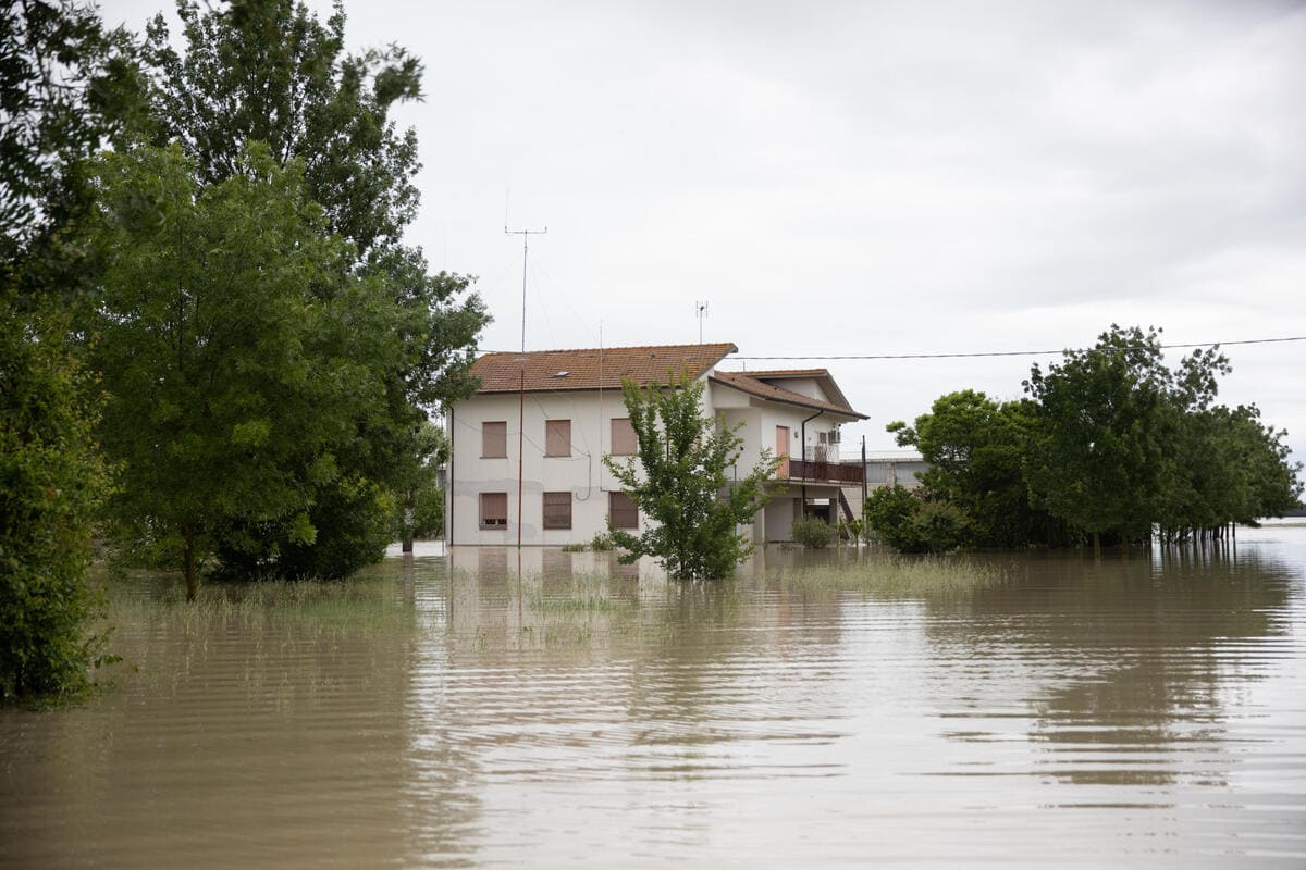 Emilia-Romagna Sconvolta Dall'alluvione: Morti E Sfollati - Tempi