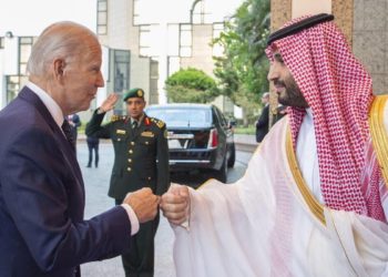 Un incontro del 2022 tra il presidente Usa, Joe Biden, e il premier Mohammed bin Salman, principe ereditario saudita