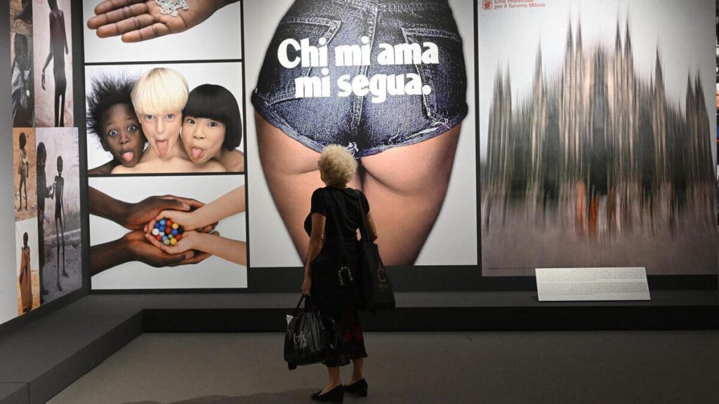 La mostra "Oliviero Toscani. Professione fotografo" esposta a Palazzo Reale, Milano, 23 giugno 2022 (foto Ansa)